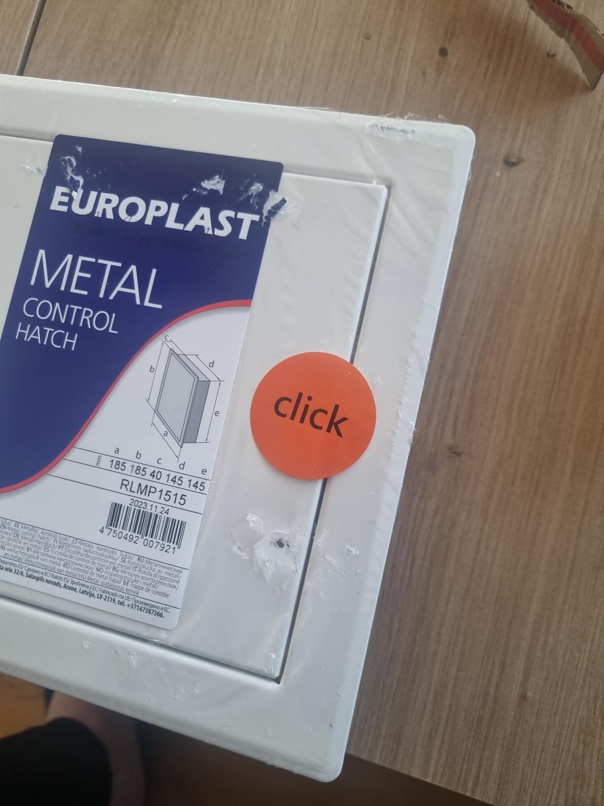 Öffnet per Druck